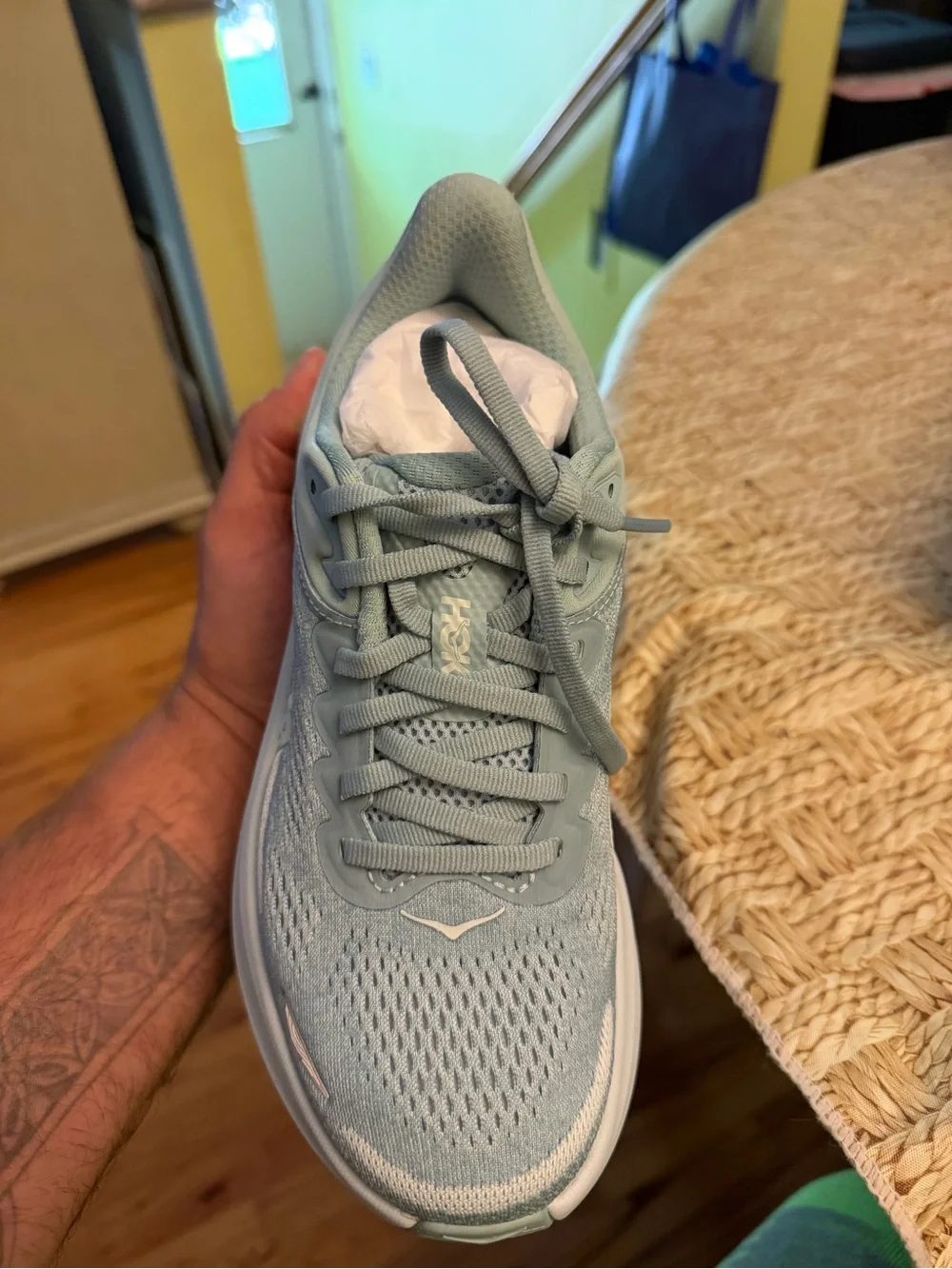 HOKA Women's Bondi 9 sz 6 woman new in box $175 plus tax sneakers!!!